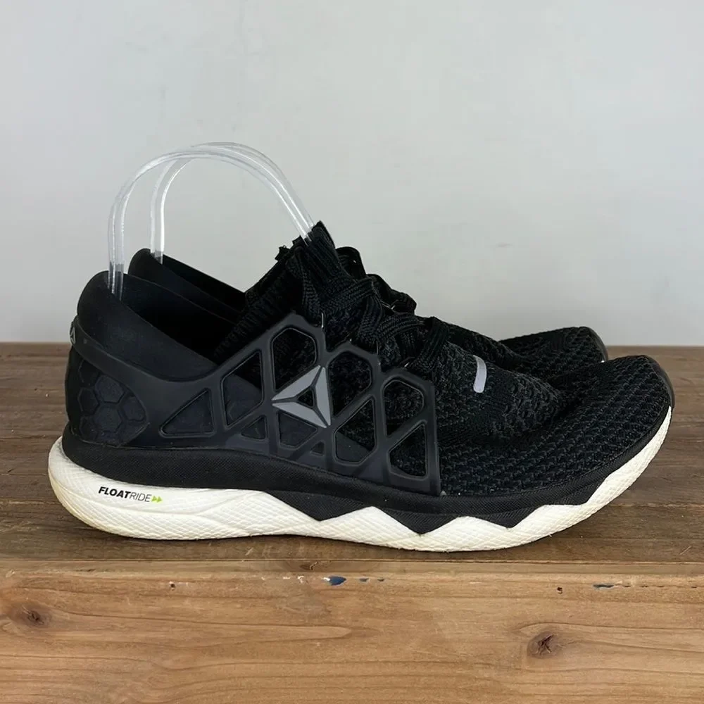 Reebok black white lightweight float ride athletic running shoes women’s size 8